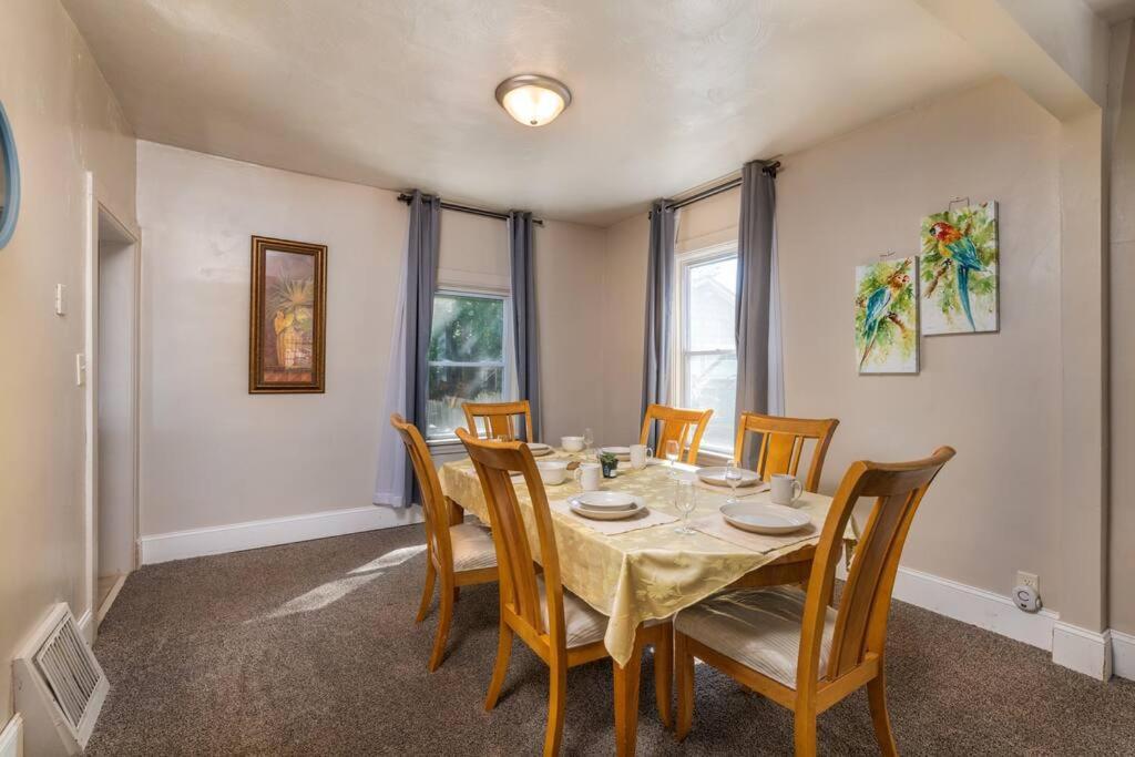 Entire House 3 Bedroom Twin Cities, Specious, Entire House, Ac Saint Paul Bagian luar foto