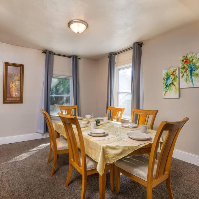 Entire House 3 Bedroom Twin Cities, Specious, Entire House, Ac Saint Paul Bagian luar foto
